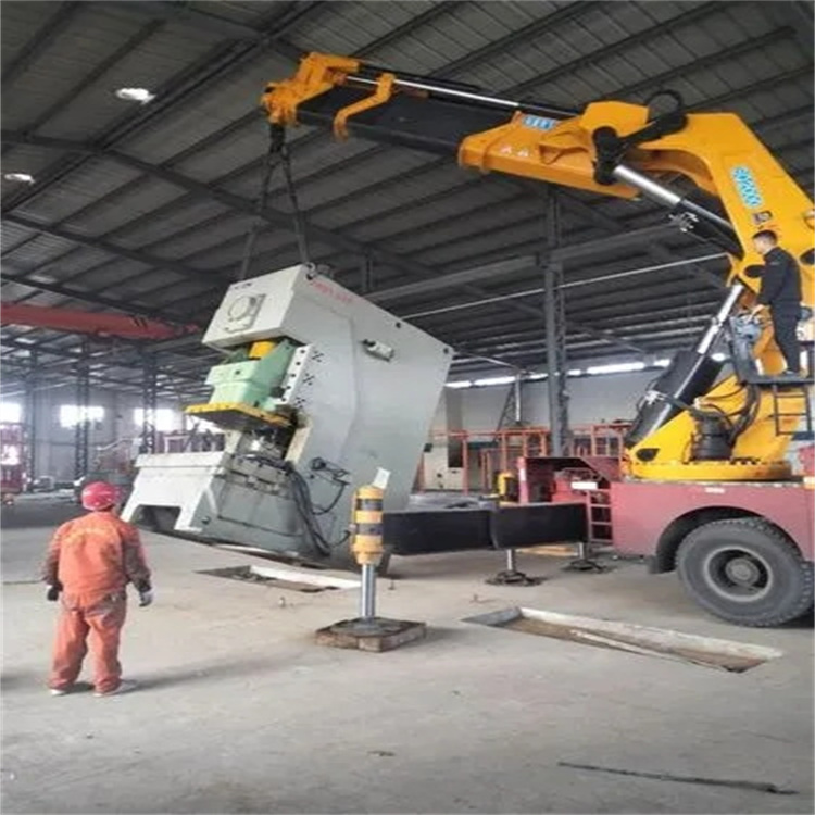 阜阳80吨折臂吊车出租附近电话